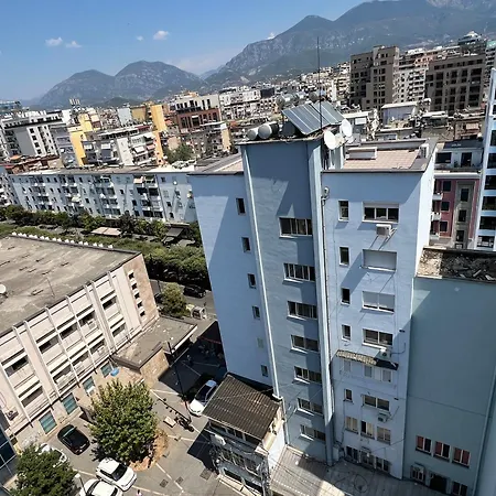 Center View Luxury