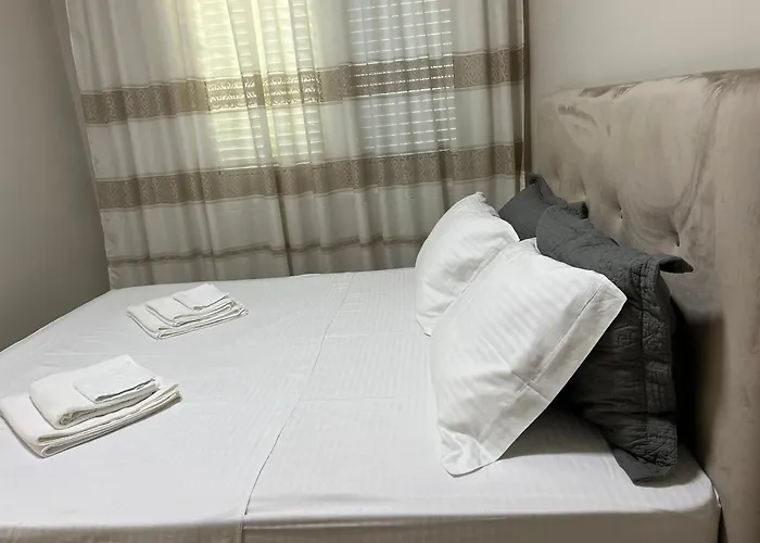 Center View Luxury Apartmán