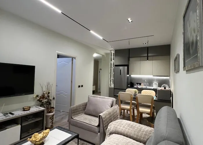 Center View Luxury Apartmán
