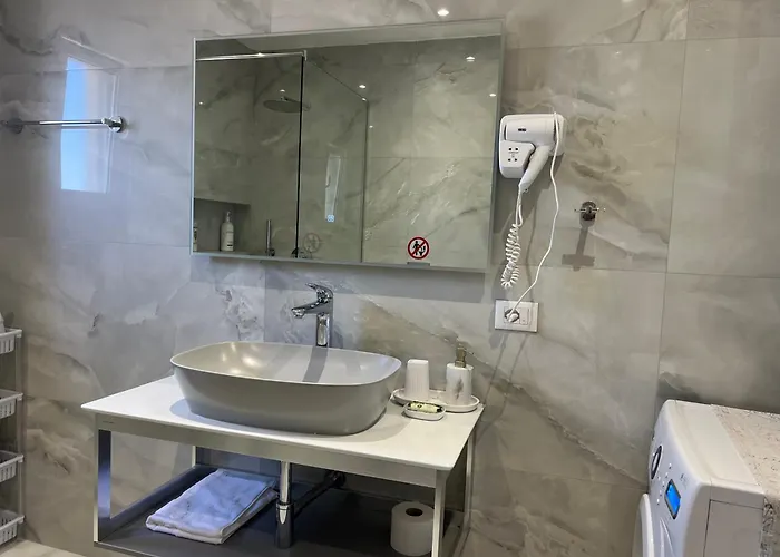 Center View Luxury Apartmán Tirana